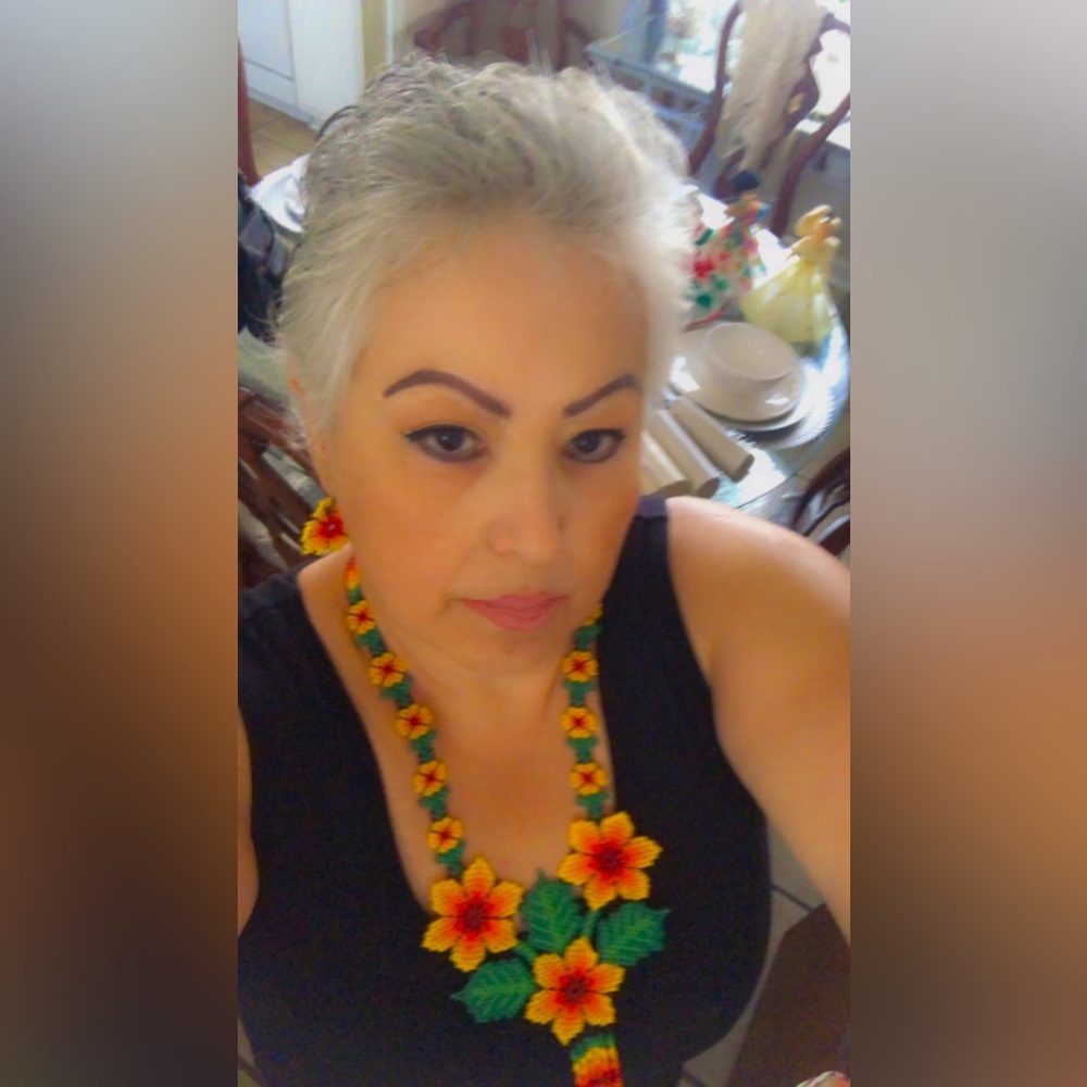 Meet your Posher, Maria martha
